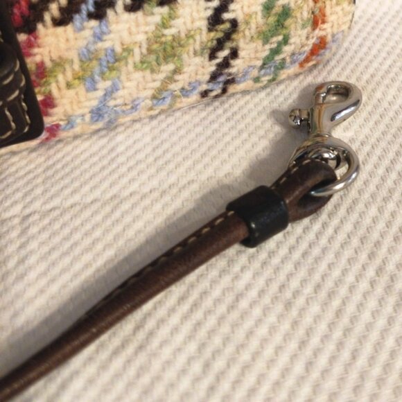 Coach 100% Wool & Leather Hampton Tattersall Multi Plaid Wristlet, EUC